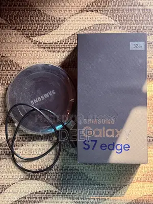 Samsung Galaxy S7 Edge . (Used)