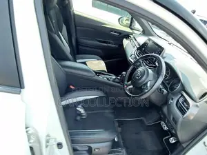 Toyota Corolla GR SPORTS 2020