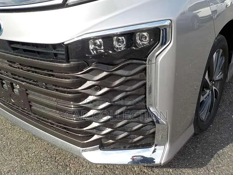 Toyota Voxy SZ 2022