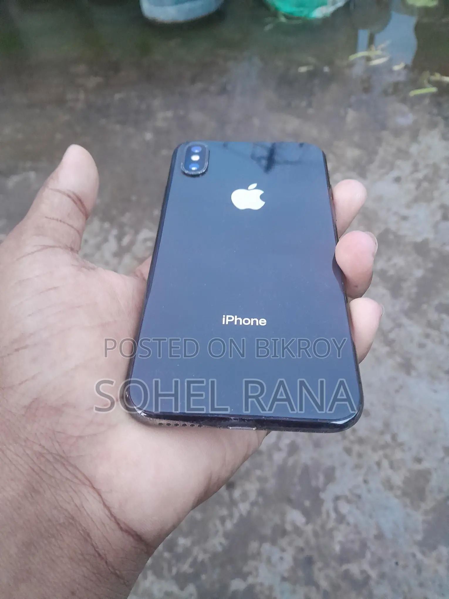 Apple iPhone X (Used)