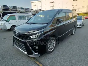 Toyota Voxy ZS 2020