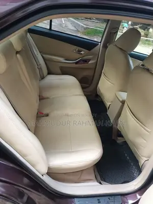 Toyota Premio 2013