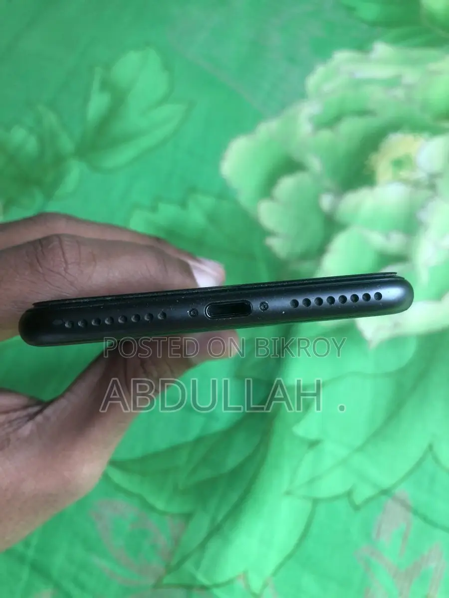 Apple iPhone 8 Plus (Used)