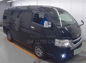 Toyota Hiace Grand Cabin Black GL 2021