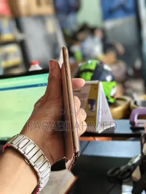 Apple iPhone XS Max . (Used)