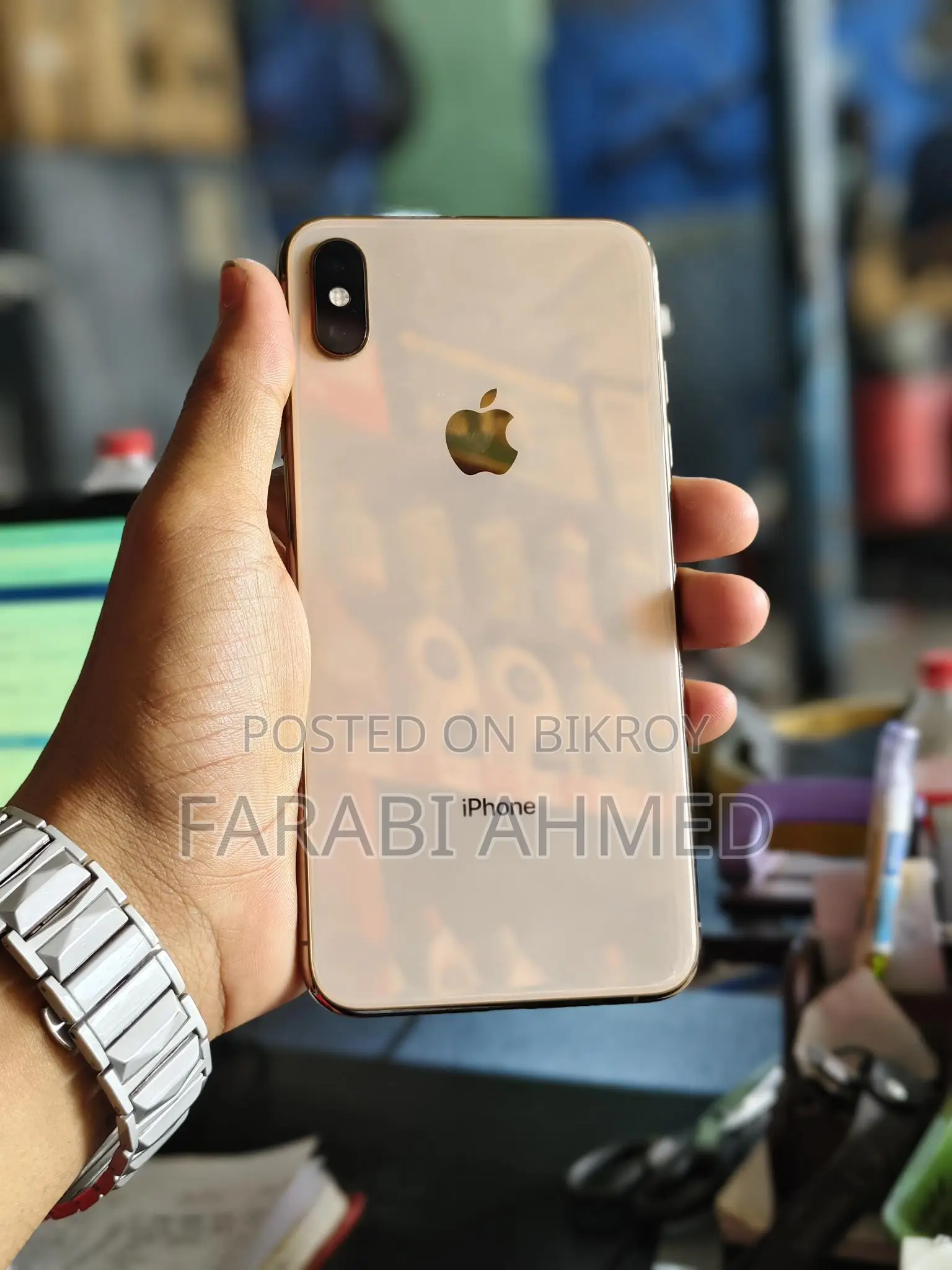 Apple iPhone XS Max . (Used)