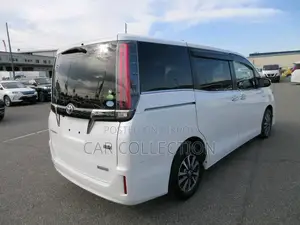 Toyota Esquire GI PREMIUM, POINT 4, 2020