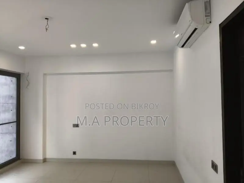 Rent Apartment 3-Bedroom gym+swimming 2-Carpsrk