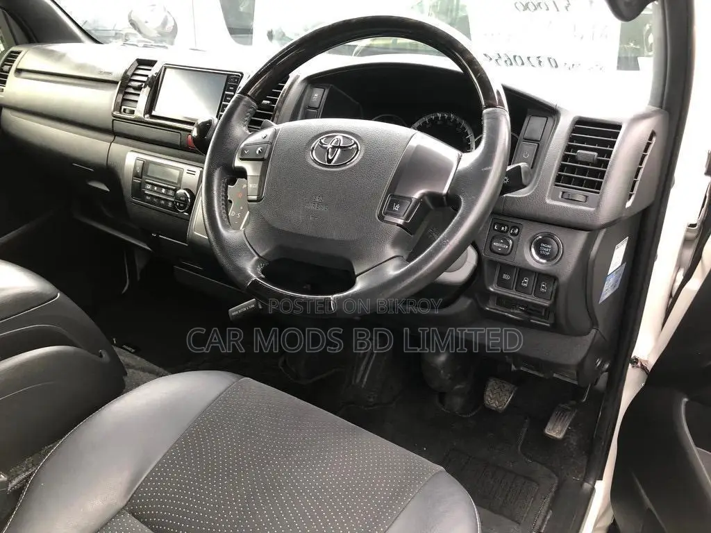 Toyota Hiace Super GL Prime 2020
