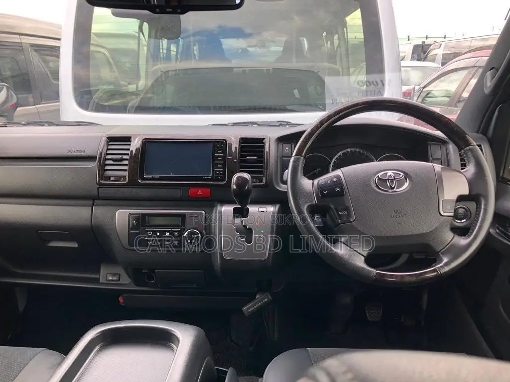 Toyota Hiace Super GL Prime 2020