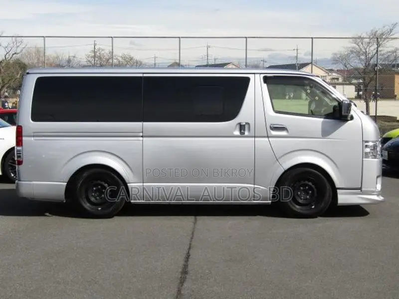 Toyota Hiace GL JAPAN ORGINAL 2021