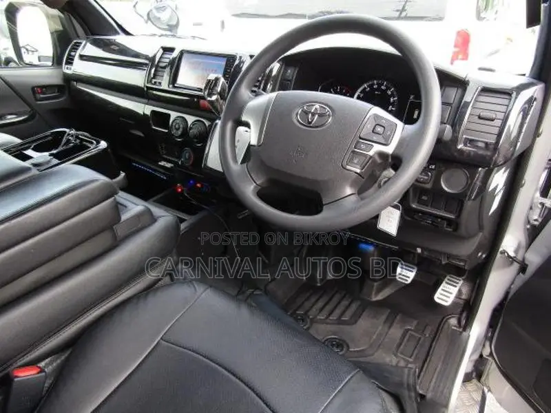 Toyota Hiace GL JAPAN ORGINAL 2021