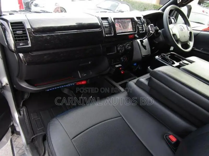 Toyota Hiace GL JAPAN ORGINAL 2021