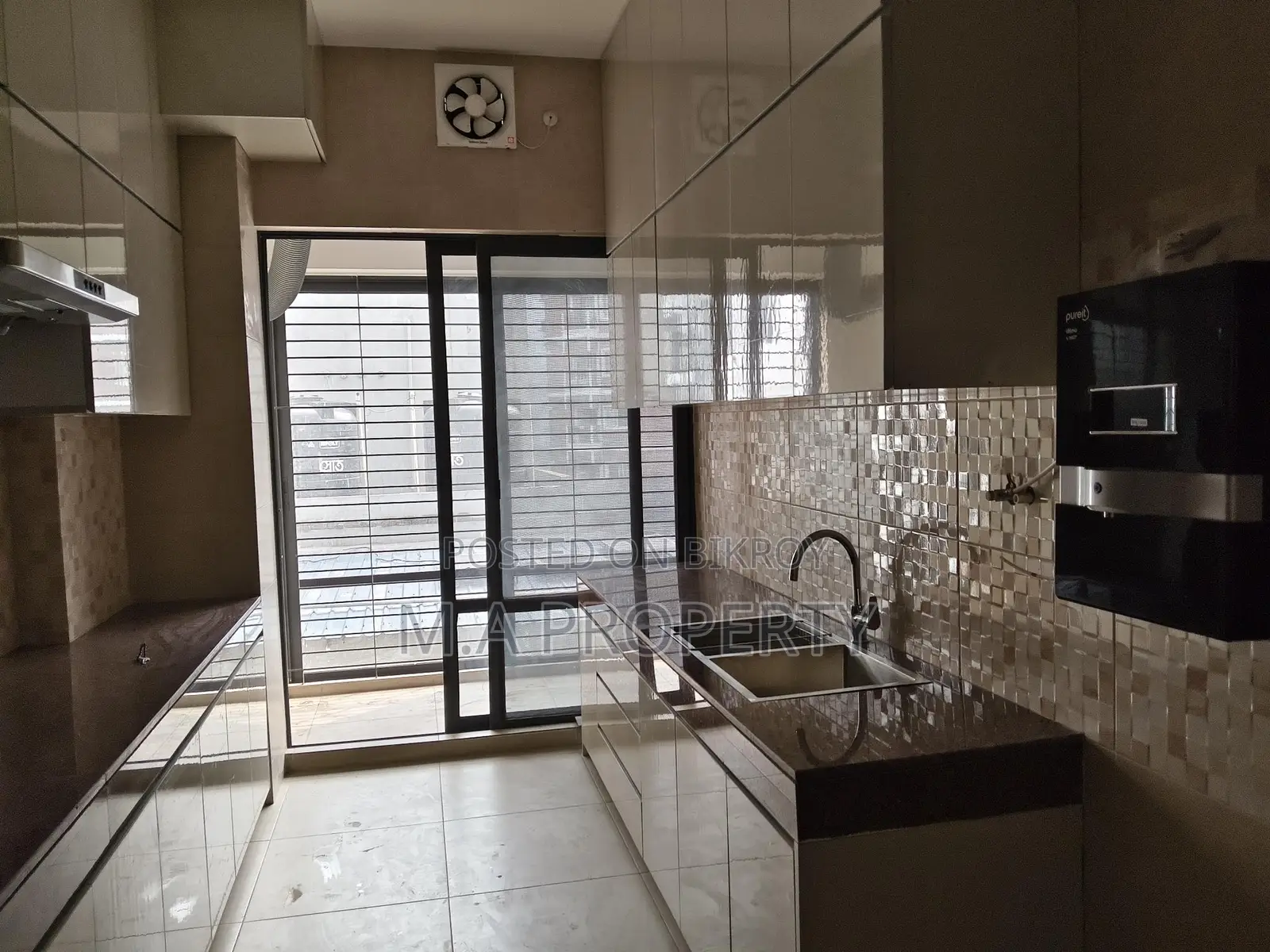 Rent Apartment Brand New 4-bedroom 2-carpark Gym+swimming