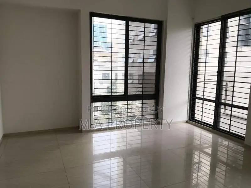 Rent Apartment Brand New 4-bedroom 2-carpark Gym+swimming