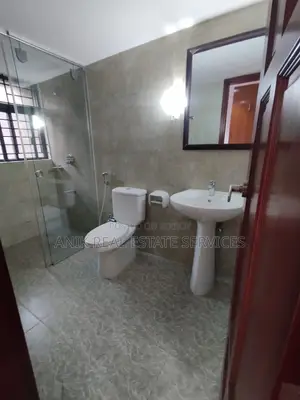 সুইমিং পুল ও জিম সহ গুলশান নর্থ-এ ৪ বেডরুমের আনফার্নিশড ফ্ল্যাট ভাড়া