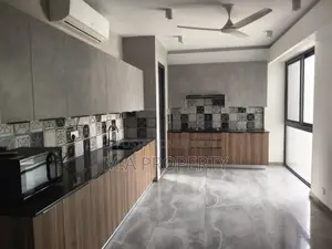৩২৫০ বর্গফুট ৪-বেডরুম অ্যাপার্টমেন্ট গুলশান নর্থ