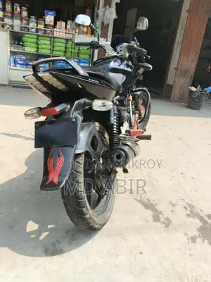 Bajaj Pulsar 150 - 2014