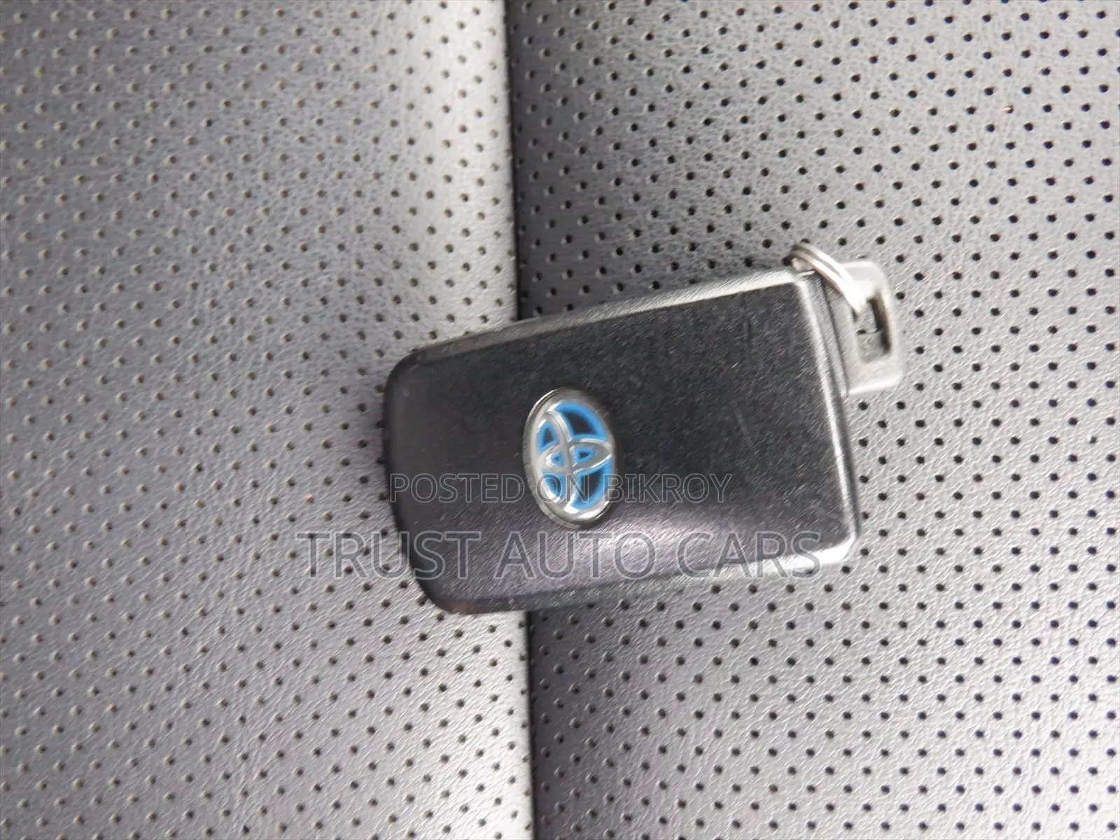 Toyota Esquire GI, HYBRID 2021