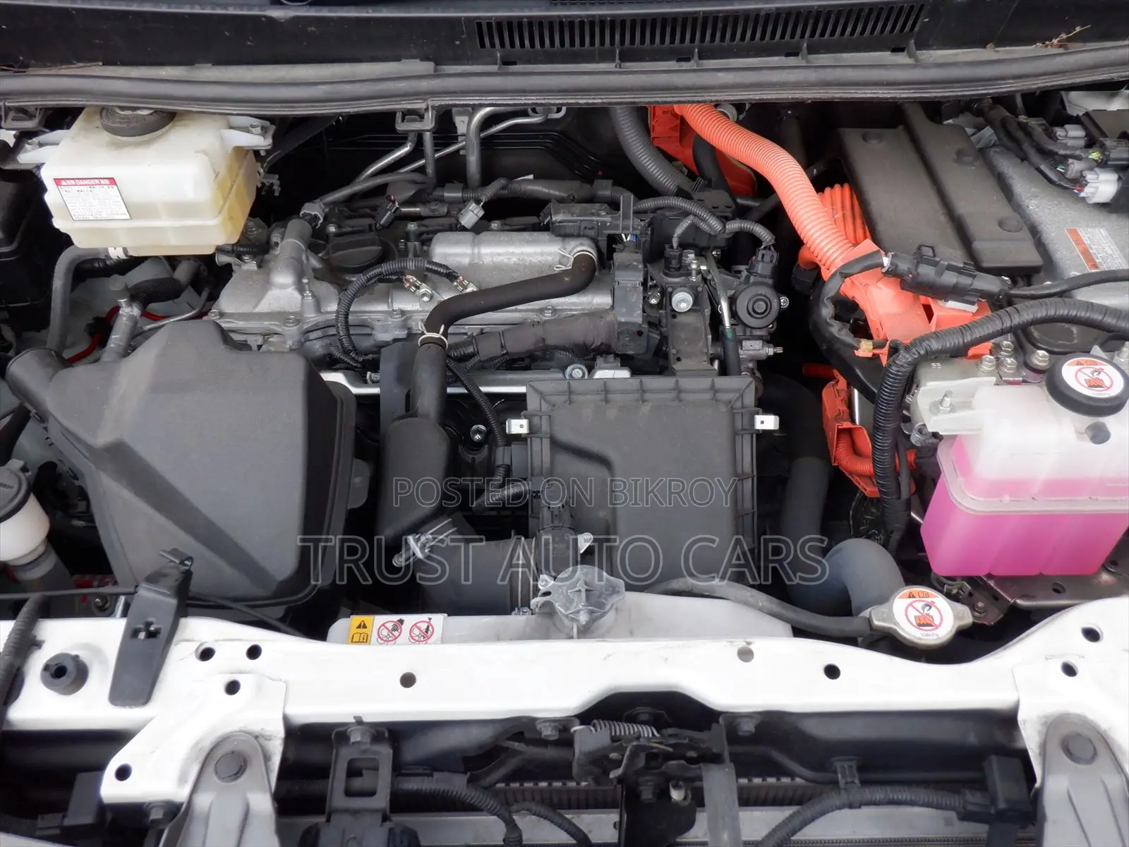 Toyota Esquire GI, HYBRID 2021