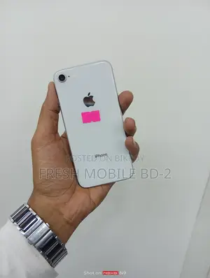 Apple iPhone 8 (Used)