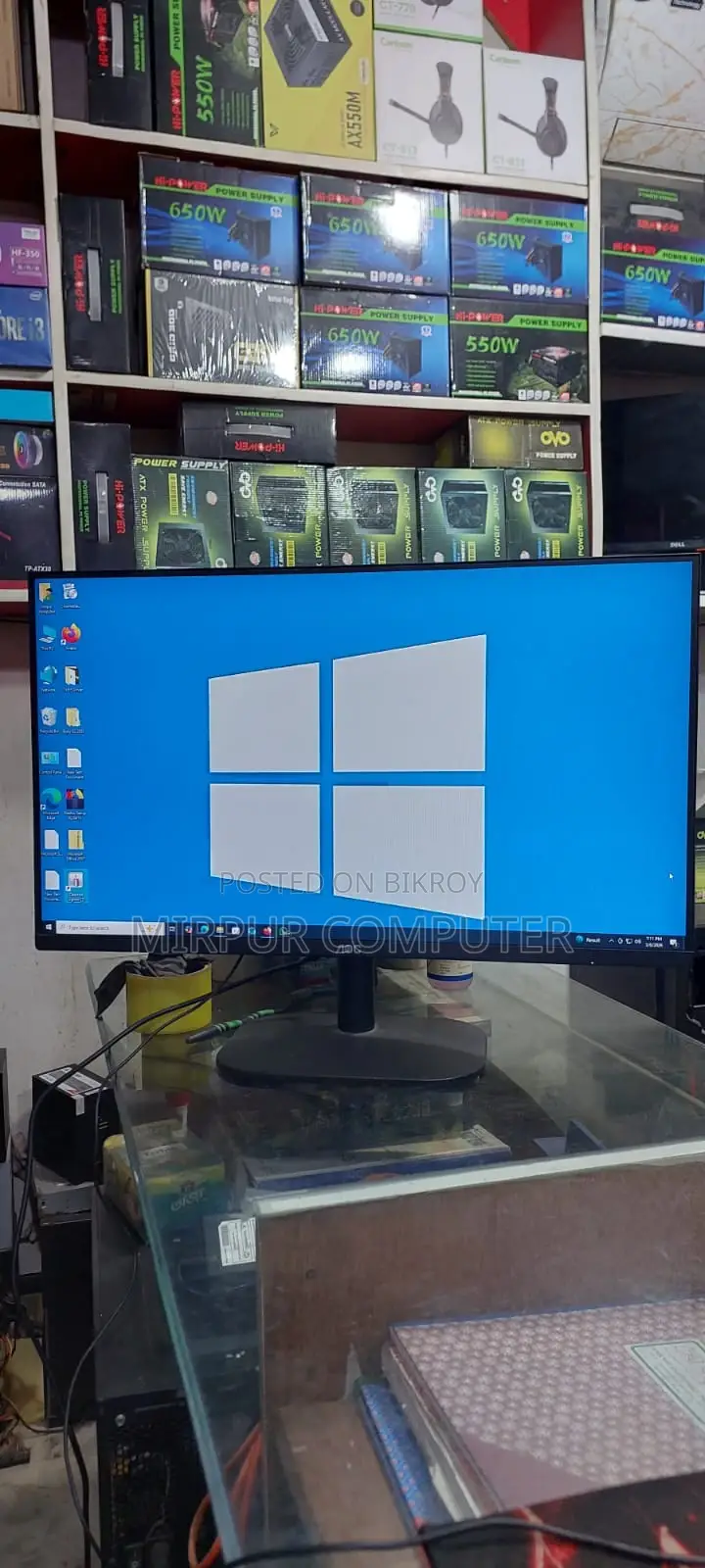AOC 27" LED Monitor - Brand New Condition