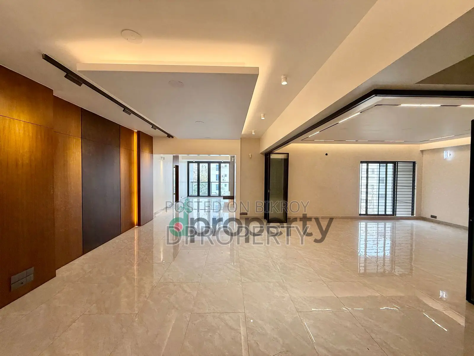 4bdrm Apartment in Basundhara for Rent