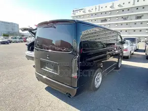 Toyota Hiace Super GL Power Door 2022