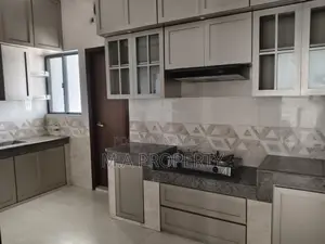Rent Apartment 4-Bed 2-Carpark 3900sqft Gulshan-2