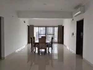 Rent Apartment 4-Bed 2-Carpark 3900sqft Gulshan-2