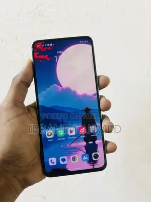 Vivo V30 Lite 8/256 (Used)