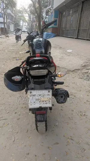 Honda Trigger . 2017