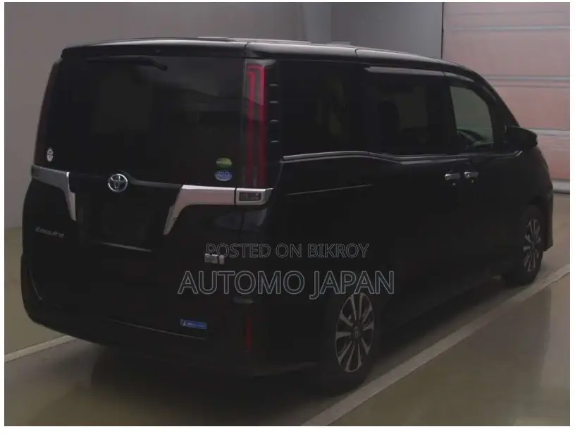 Toyota Esquire GI 2020