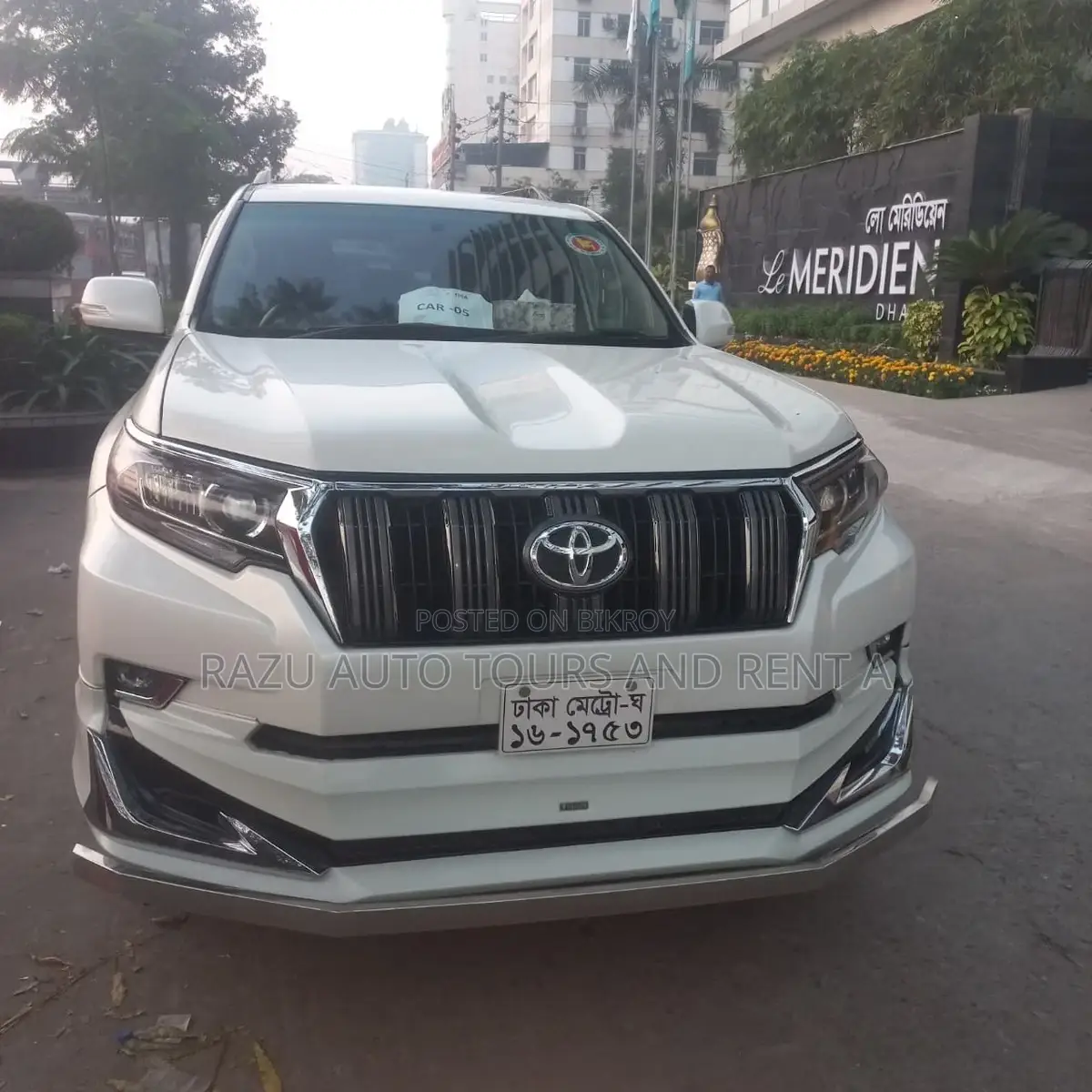 ভাড়ার জন্য প্রাডো