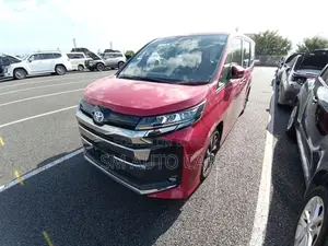 Toyota Noah Hybrid SZ Red Wine 2022