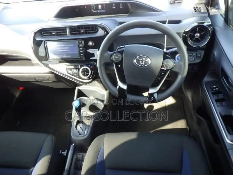 Toyota Aqua S Smart Hybrid Pearl 2020