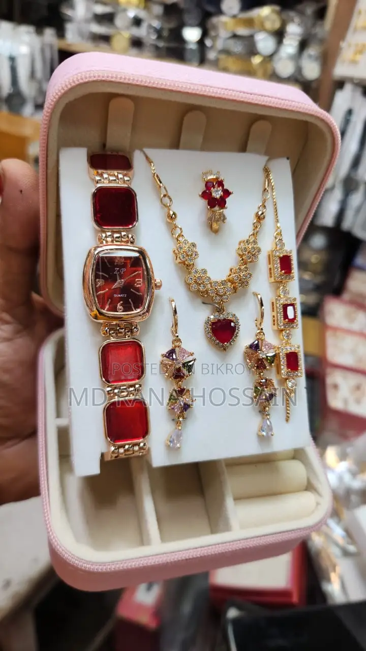 ঘড়ি ও জুয়েলারি সেট