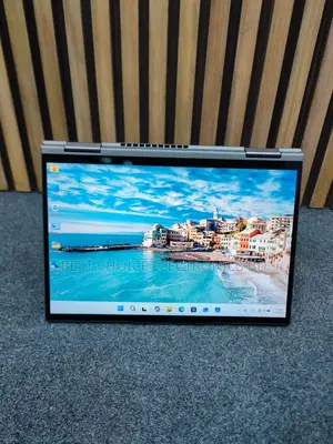 Lenovo Thinkpad X1 Yoga Gen 8 Core i7 13th 14" OLED