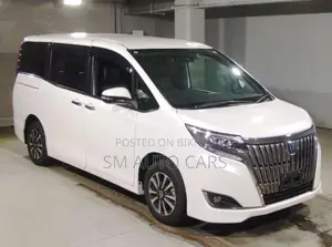 Toyota Esquire Hybrid Gi Pearl 2021