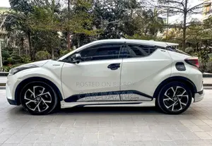 Toyota C-HR G LED VERSION 2018