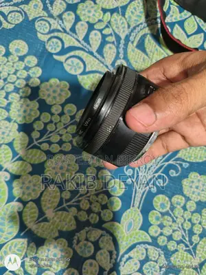 Canon EOS 1100D DSLR