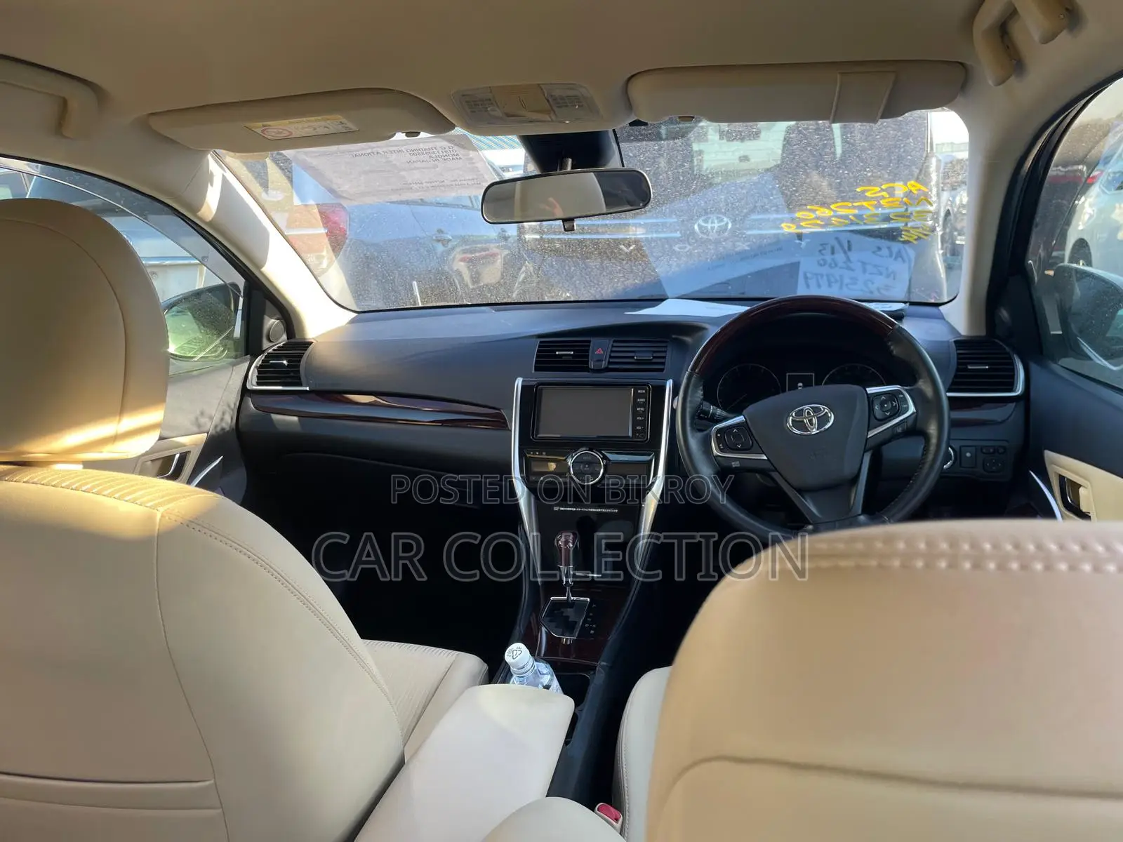 Toyota Premio 2021