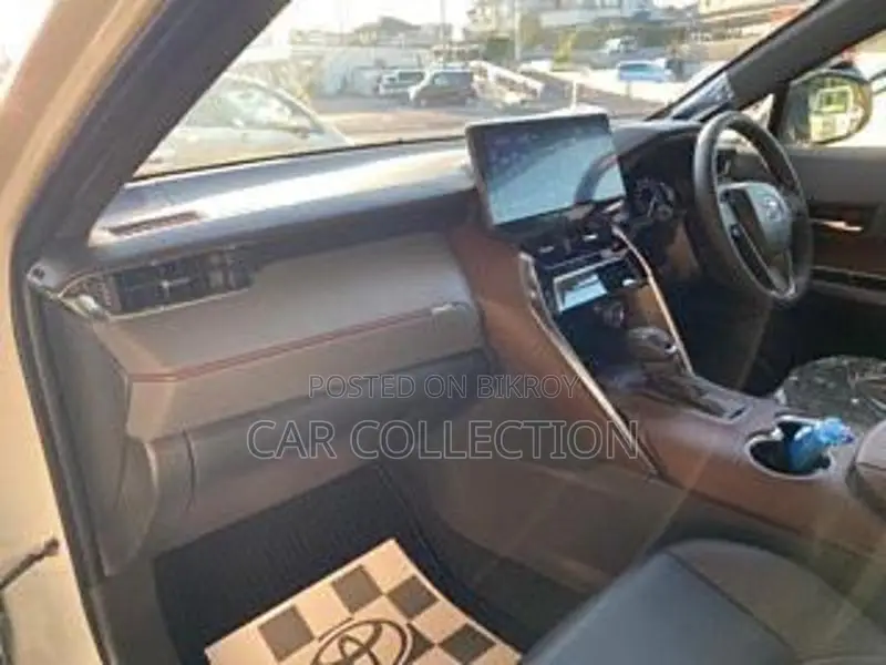 Toyota Harrier Z LeatherNonHV Pearl 2020