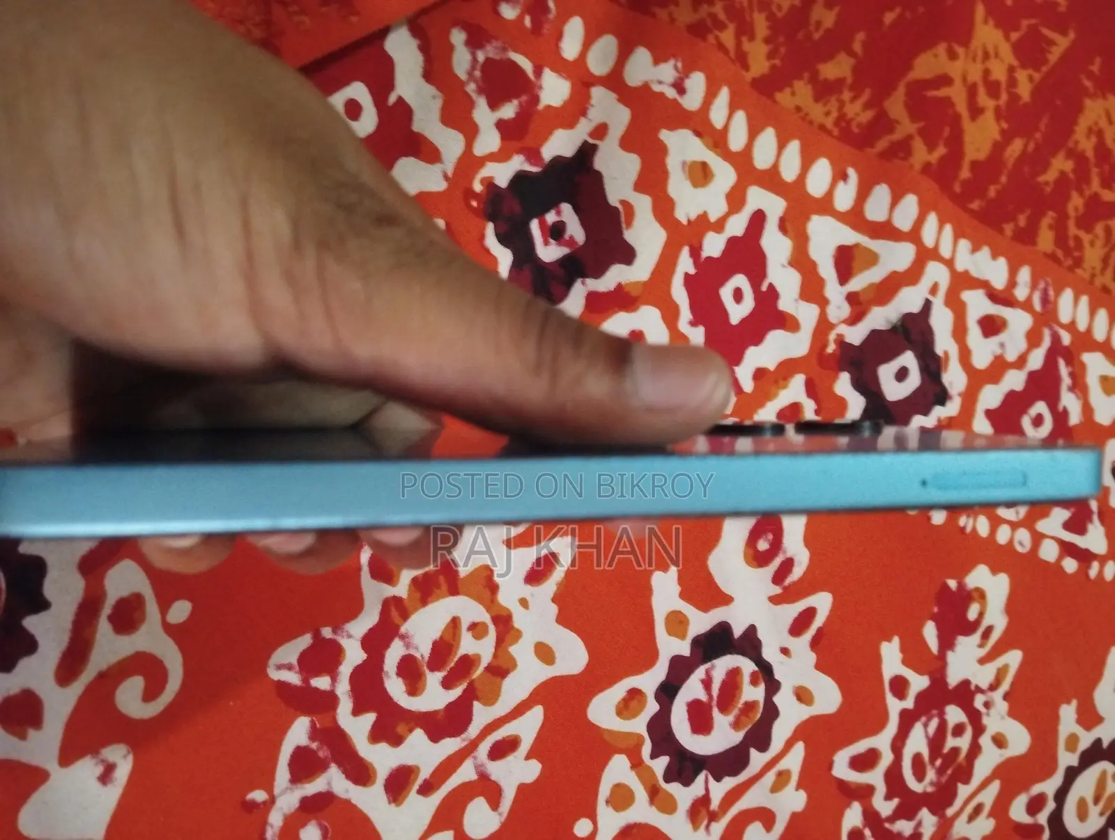 Symphony Atom 5 (Used)