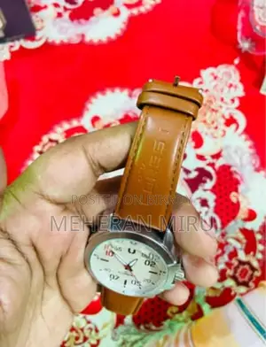 Forest F-825 Watch