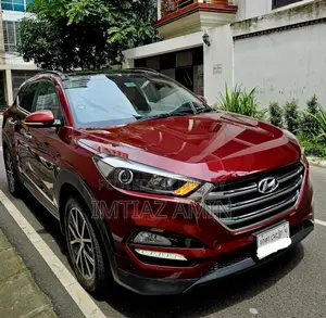 Hyundai Tucson . 2016