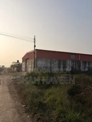 Commercial Land For Rent - Godown/ Warehouse: Center