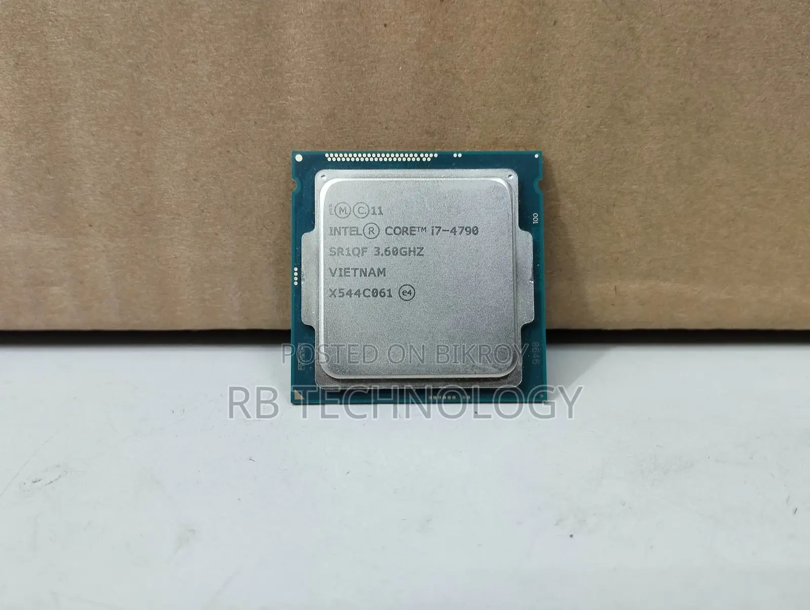 Core I7-4790 Processor 3.60 GHZ ( 4th Gen )