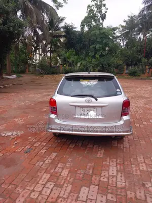 Toyota Fielder silver 2012