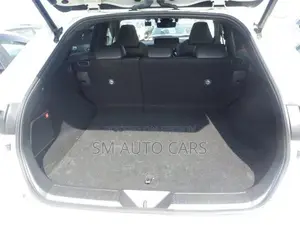 Toyota Harrier Hybrid Z Pearl 2021